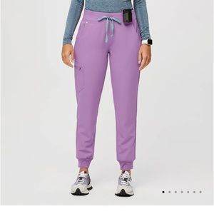 M tall lilac dawn joggers worn once